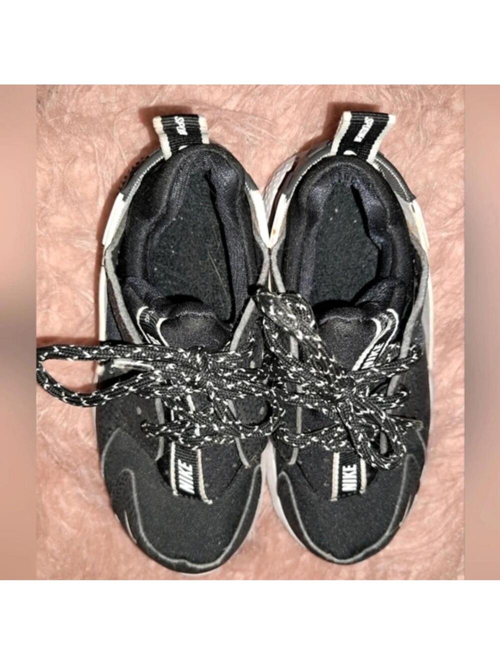 Nike Hurache shoes
